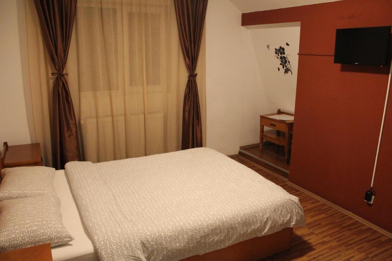 Vila Casa Ta ซินายา ภายนอก รูปภาพ