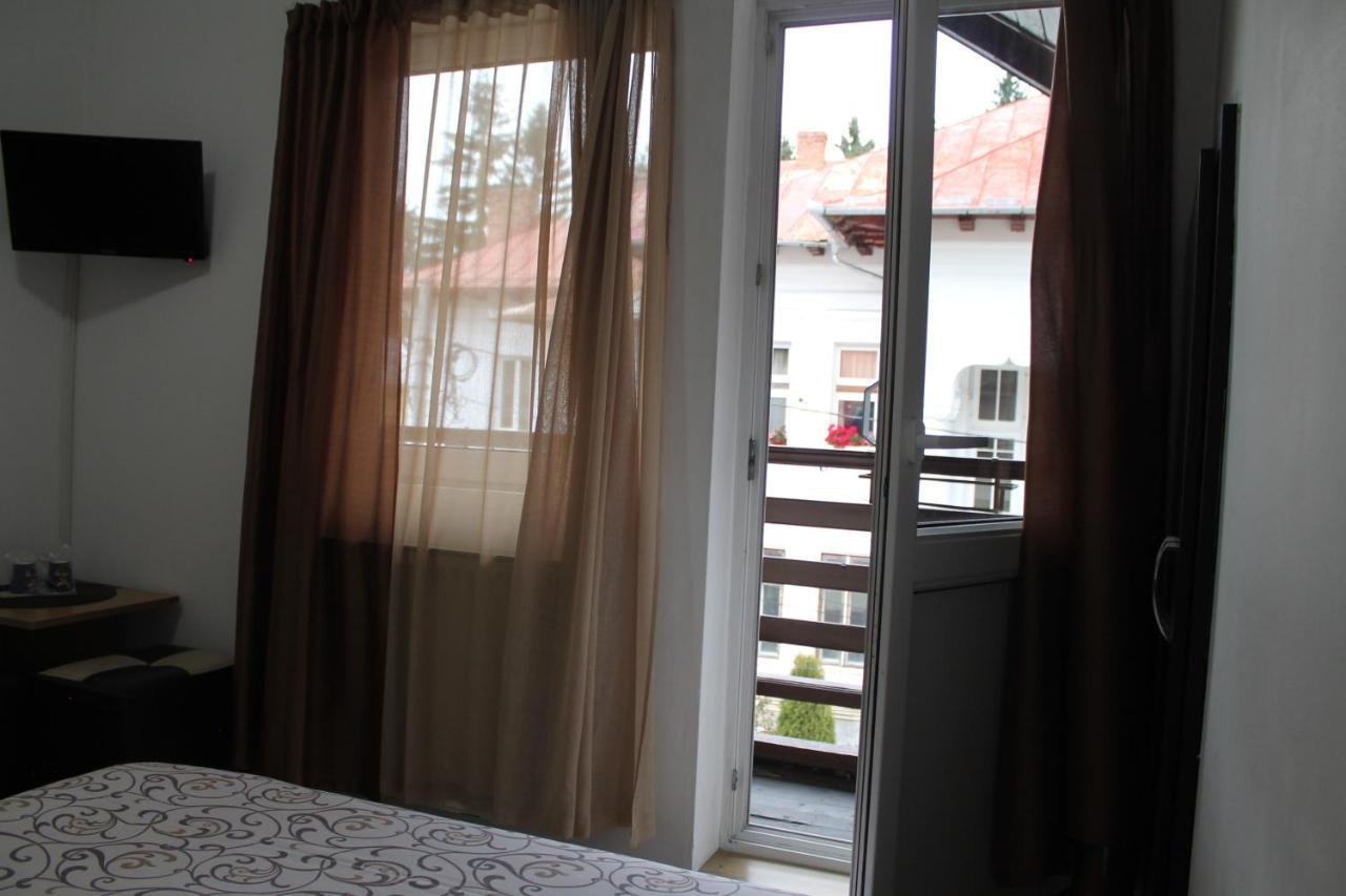 Vila Casa Ta ซินายา ภายนอก รูปภาพ